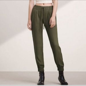 Aritzia Tna Olive Green Flowy Joggers Size Small